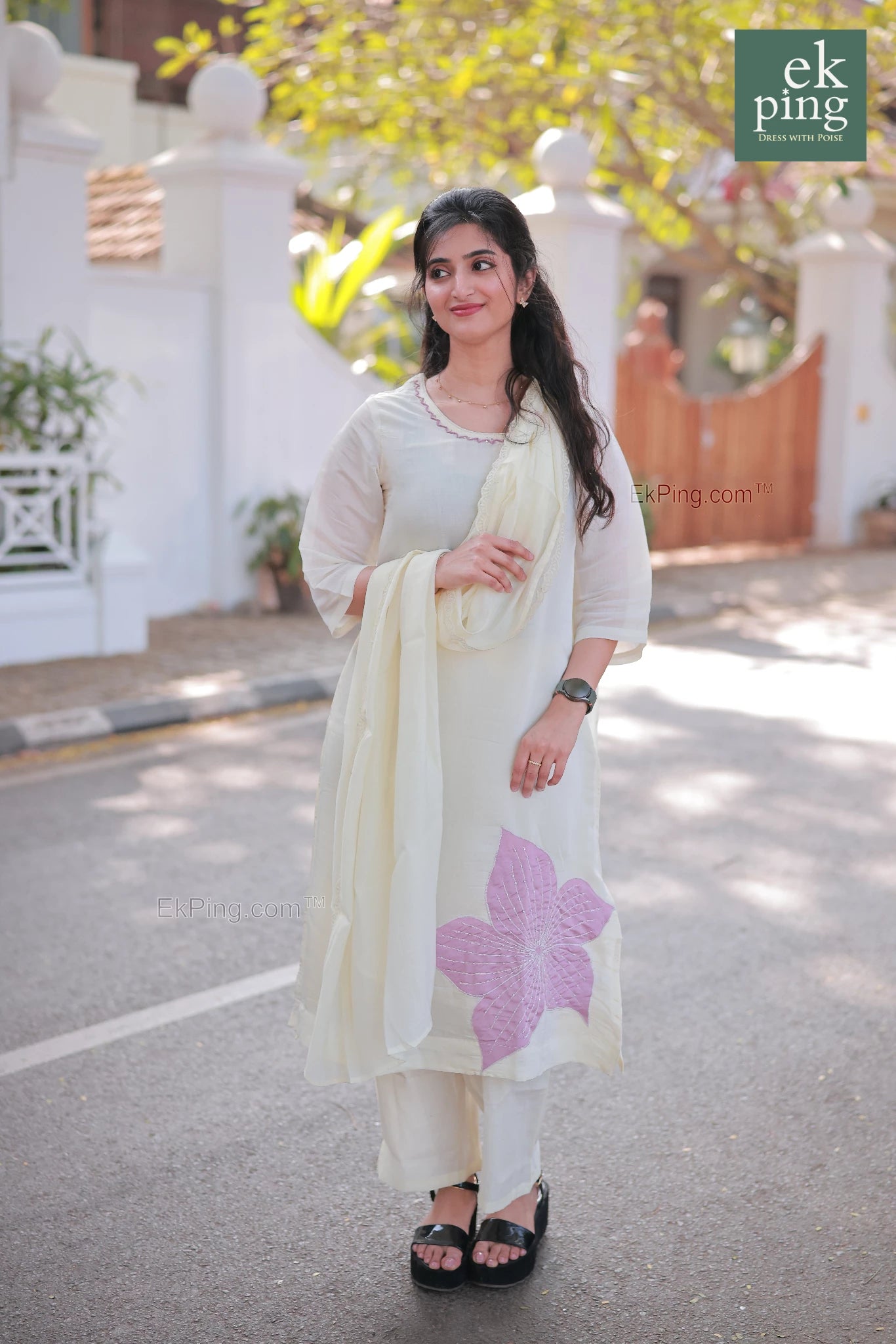 GIrl wearing Chanderi Off-White Salwar Set with matching Dupatta modelling on streets
